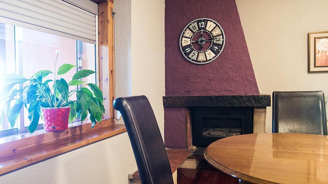 Hotel La Rambla Биескас Екстериор снимка