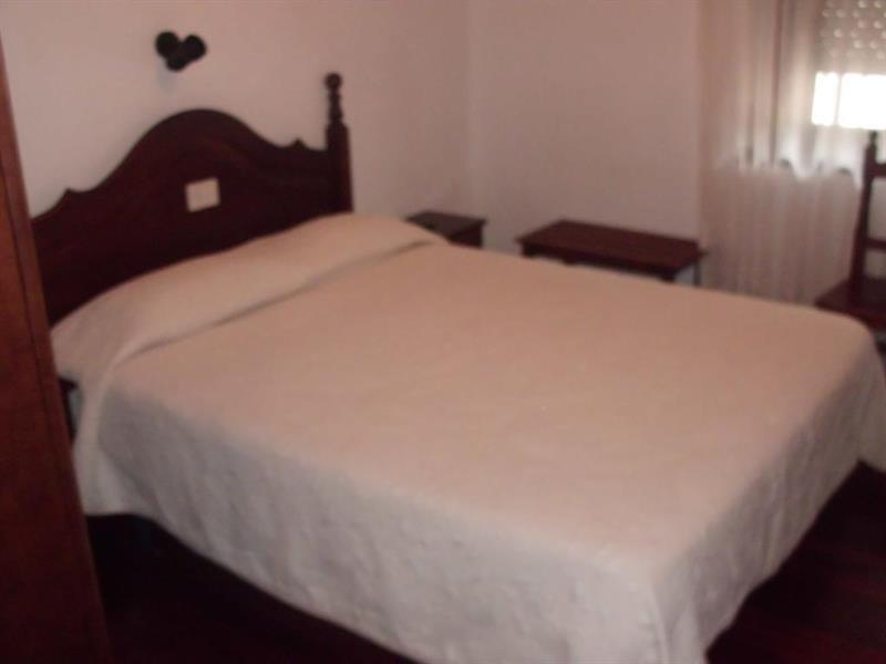Hotel La Rambla Биескас Екстериор снимка